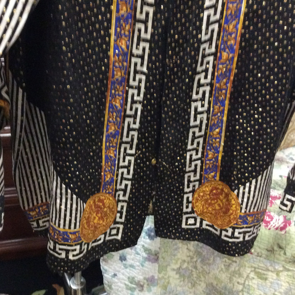 SOLD FAST!! Ceta Italian Greek Medusa Silk Shirt - Picture 3 of 8